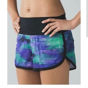 Lululemon Drop It Low Shorts - Rio Nights